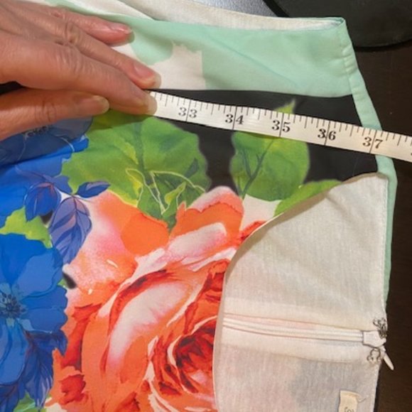 Women's Size 14 Flowery Dress BNWOT - Picture 6 of 6